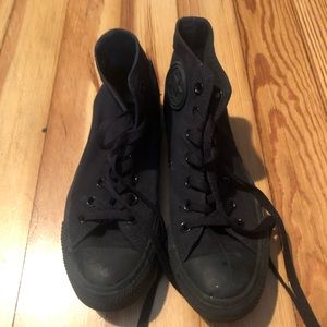 Black converse shoes high top